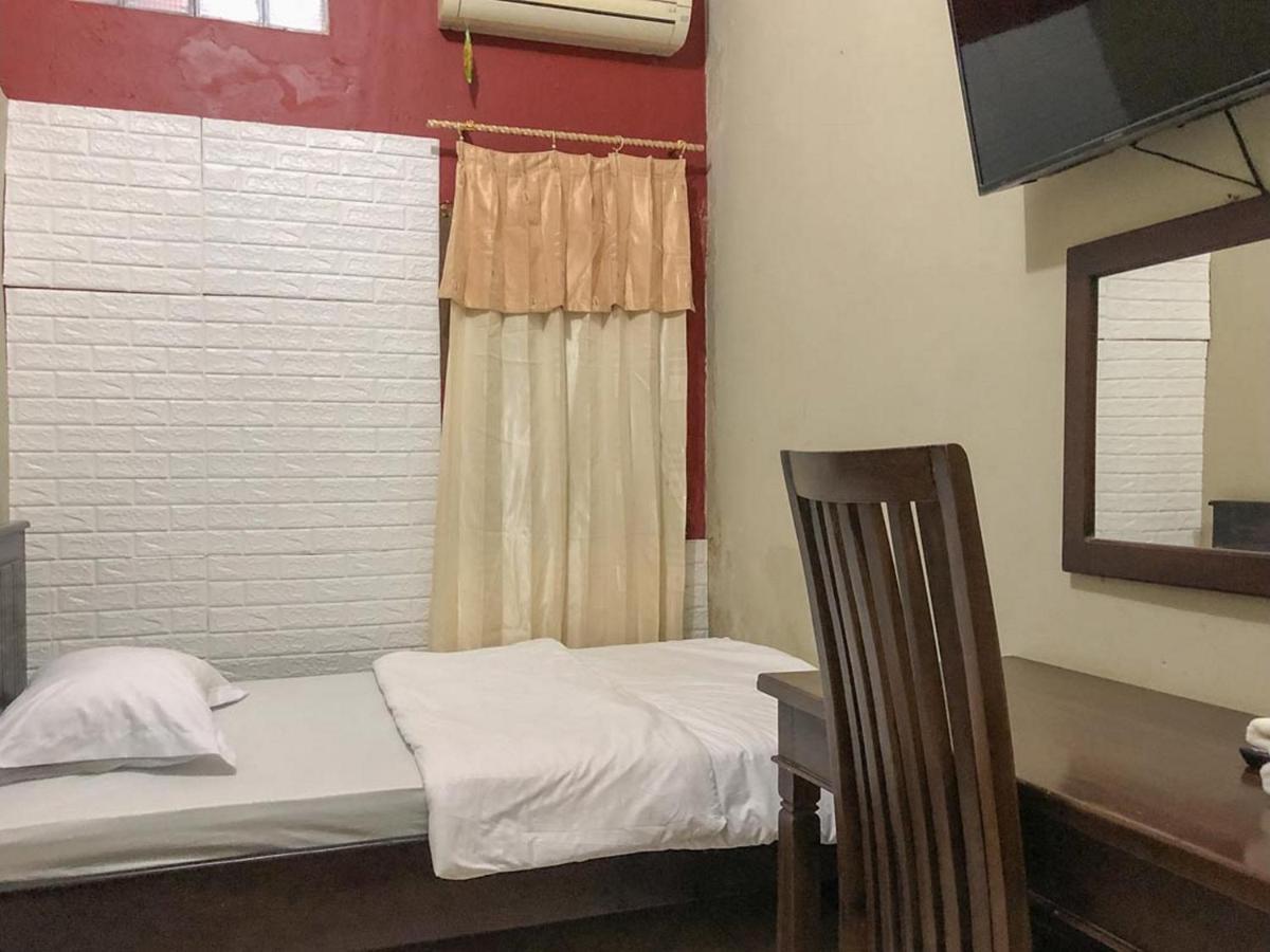 Enrekang Sinar Hotel מראה חיצוני תמונה