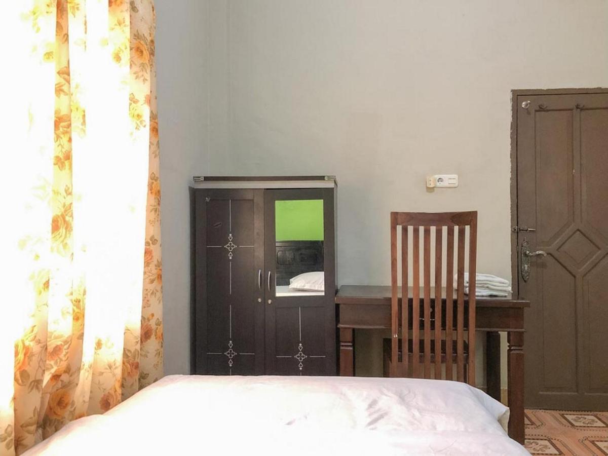 Enrekang Sinar Hotel מראה חיצוני תמונה