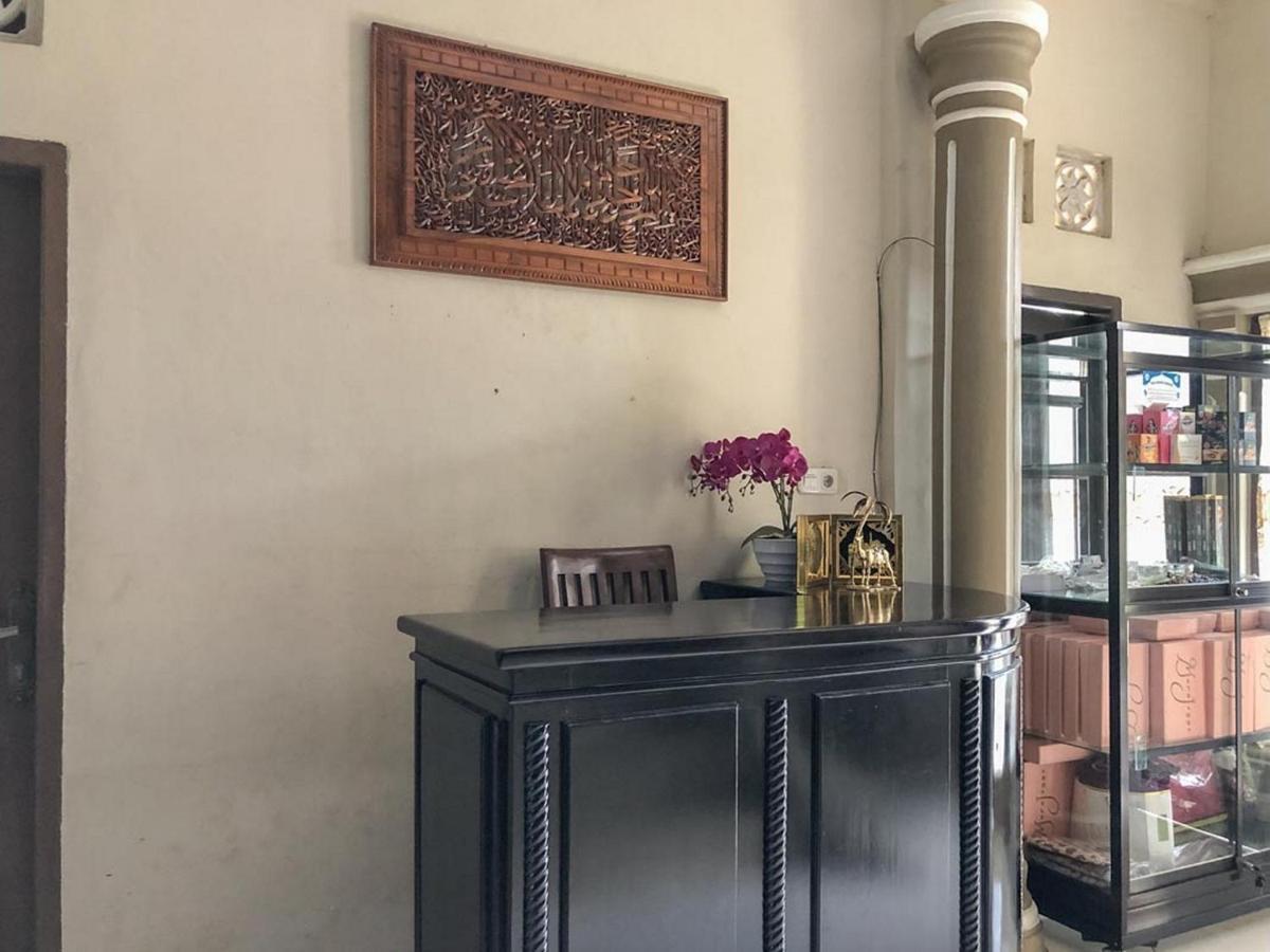 Enrekang Sinar Hotel מראה חיצוני תמונה