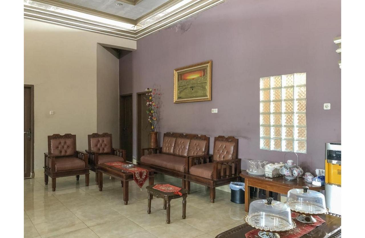 Enrekang Sinar Hotel מראה חיצוני תמונה